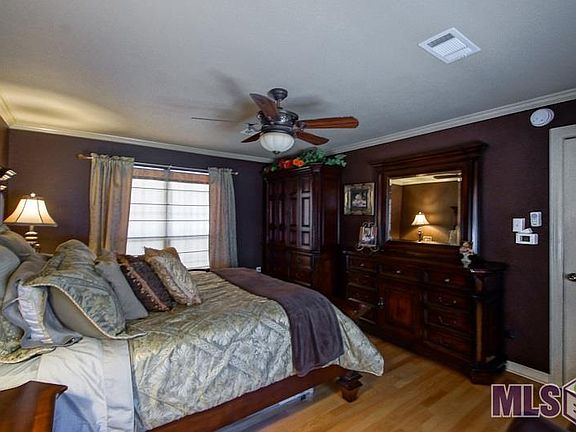 3rd image of 3780 Cypress Park