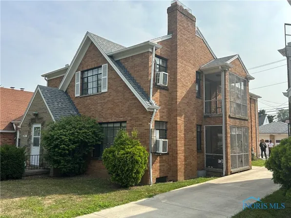 2932 Algonquin Pkwy, Toledo, OH 43606