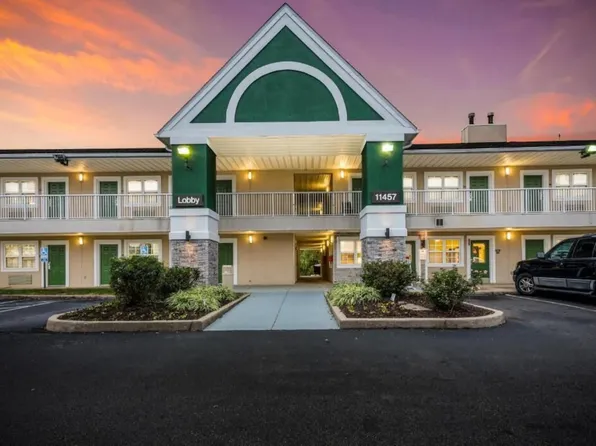 Siegel Select Cincinnati/Sharonville, 11457 Chester Rd #462b75781, Cincinnati, OH 45246