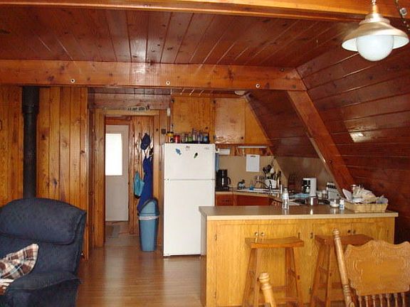 3rd image of 180 Private Road 121