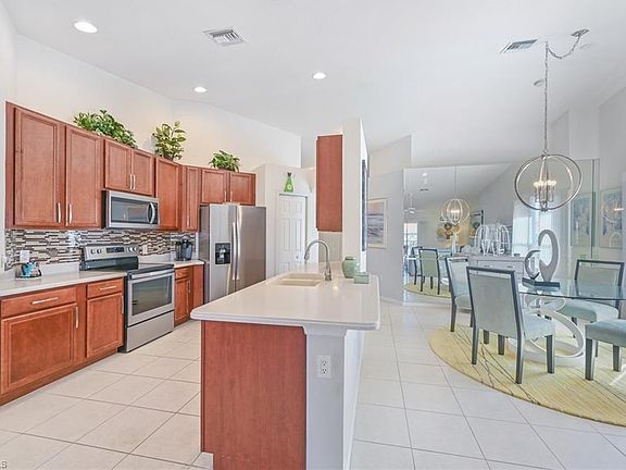 4th image of 6809 Sterling Greens Dr APT 201