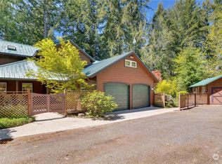 2490 E Grapeview Loop Rd, Grapeview, WA 98546