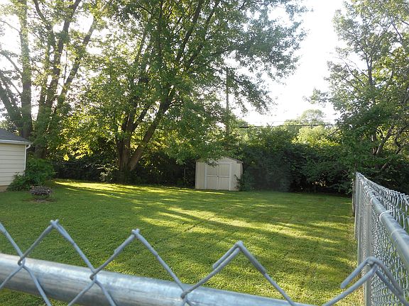 4th image of 1001 Tabor Ave