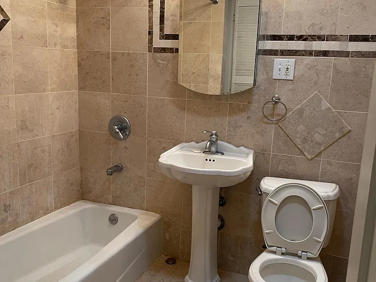 5 Dana Cir — Photo 13