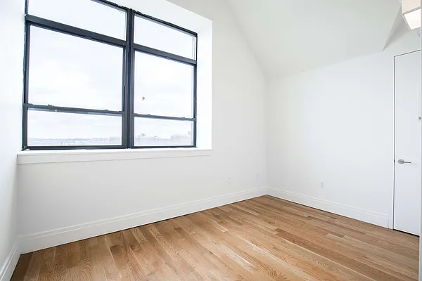 Rented by Nooklyn NYC LLC | media 20