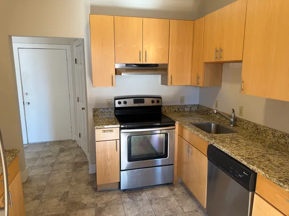 105 Main St #304, Biddeford, ME 04005