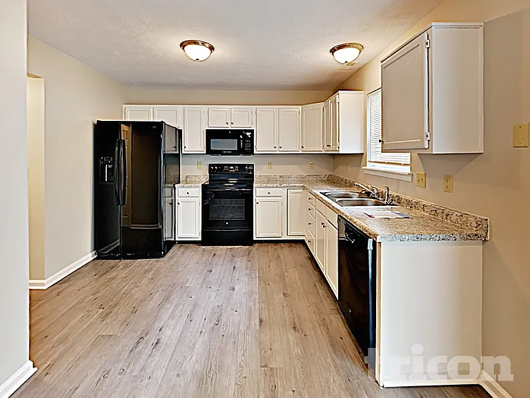 8420 Country Club Blvd — Photo 6