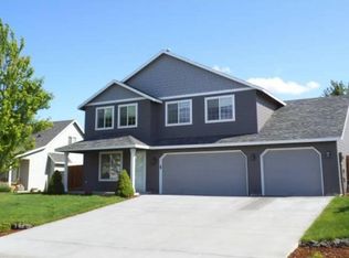 1701 W 33rd Ave, Kennewick, WA 99337