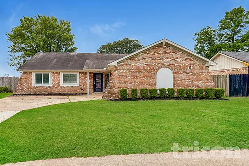 7318 Foxway Ln Photo 1