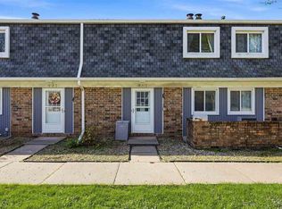419 Peterson St, Iowa City, IA 52245