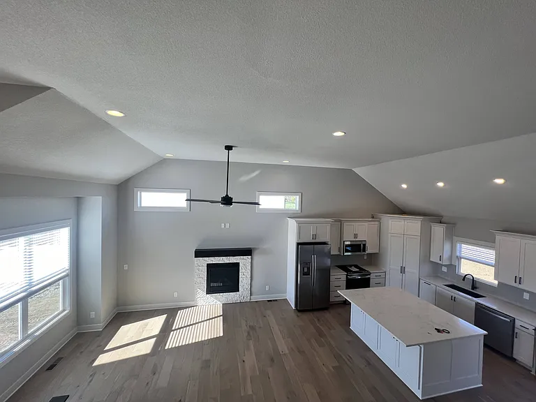 19182 W 109th Pl — Photo 13