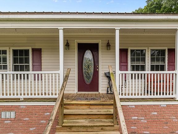 4th image of 54 Tyler Ln