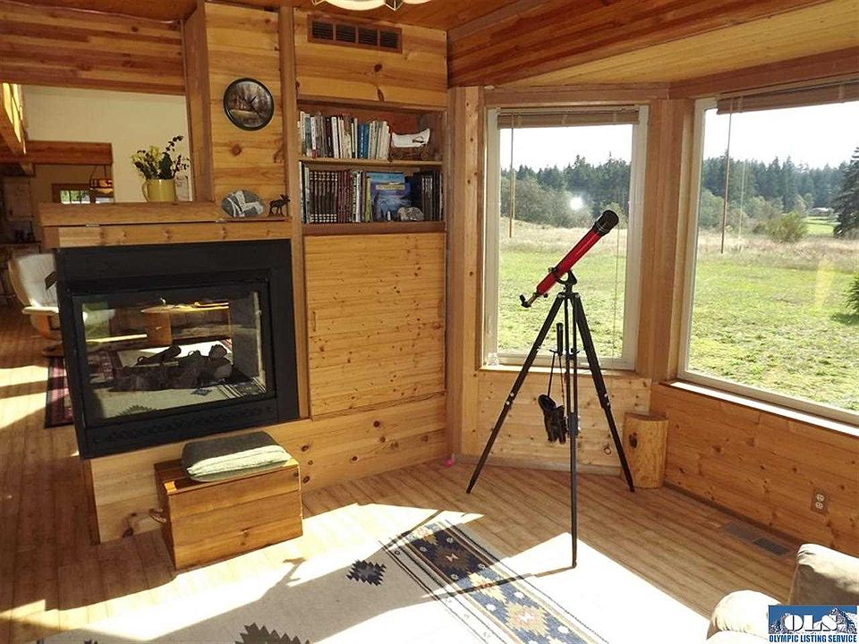 1st image of 114 Blackberry Ln