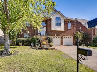 7129 Calderwood Dr, Antioch, TN 37013