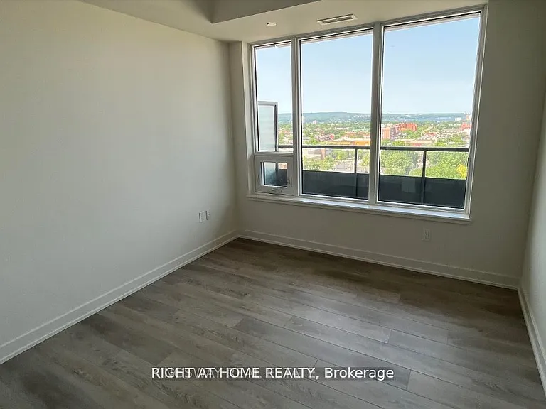 212 King William St E #1303 — Photo 6
