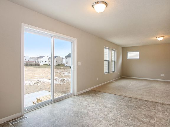 5th image of 1005 Chesham Ln