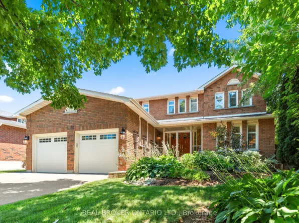 1291 Windrush Dr, Oakville, ON L6M 1W4