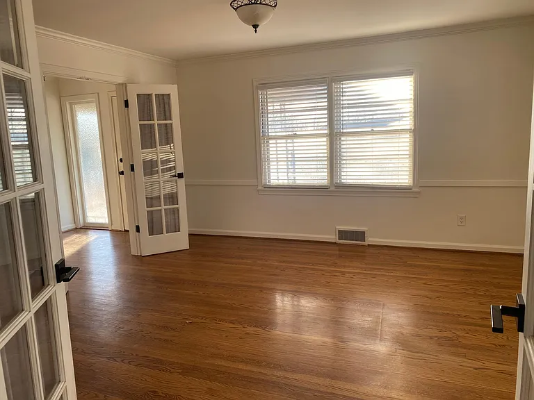 4315 S Atlanta Pl — Photo 6