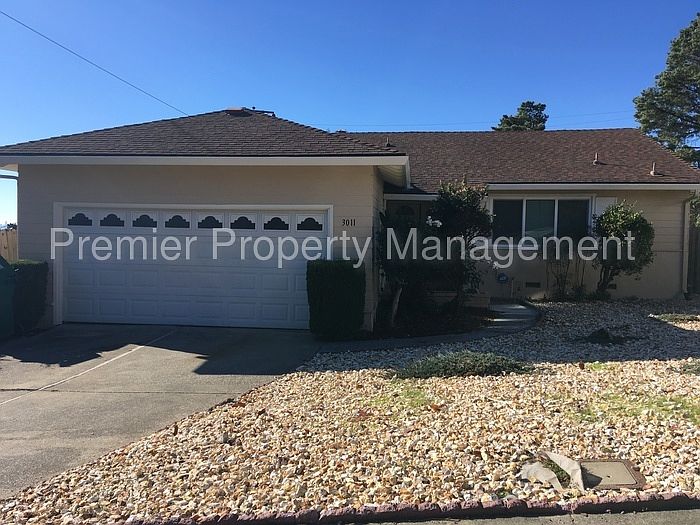 1st image of 3011 Glynis Dr