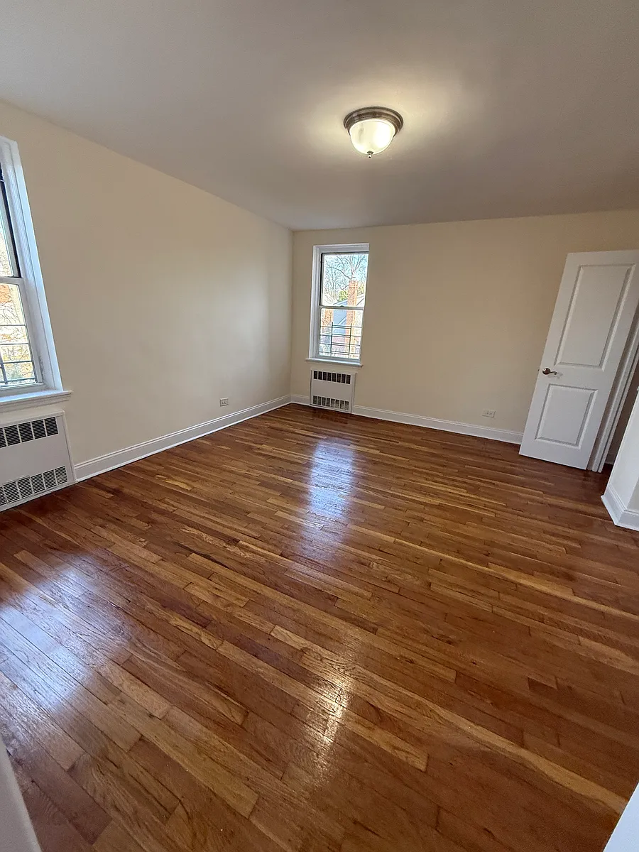 Building Photo - 17269 Highland Ave #2
