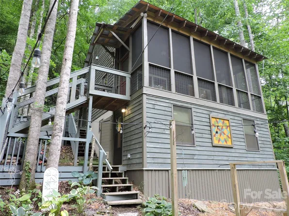 963 Melton Branch Rd, Bakersville, NC 28705