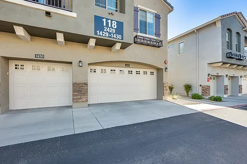 2150 W Alameda Rd Photo 1