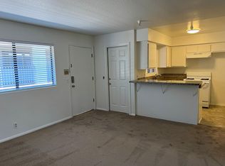 827 Redondo Ave #7, Long Beach, CA 90804