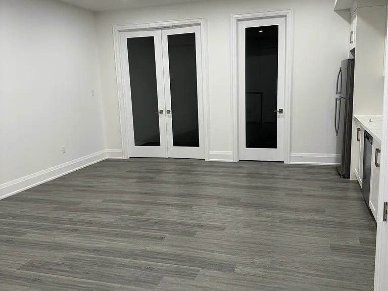 21 Antonio Ct #LOWER — Photo 3