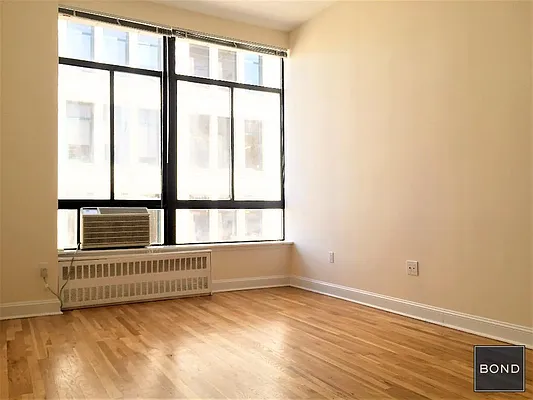 Rented by Bond New York | media 20