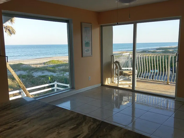 Faces the ocean ,open floor plan