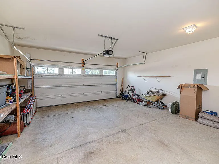 457 N Prince Henry Way — Photo 50