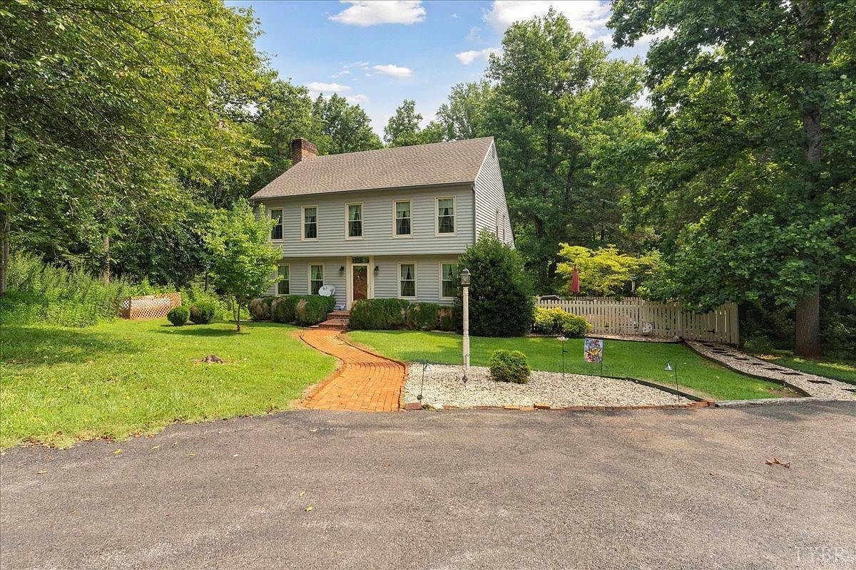 128 Snooty Fox Rd, Goode, VA 24556 Zillow