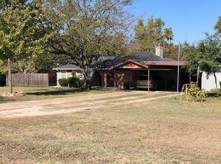 715 Barton Ave, Glenn Heights, TX 75154