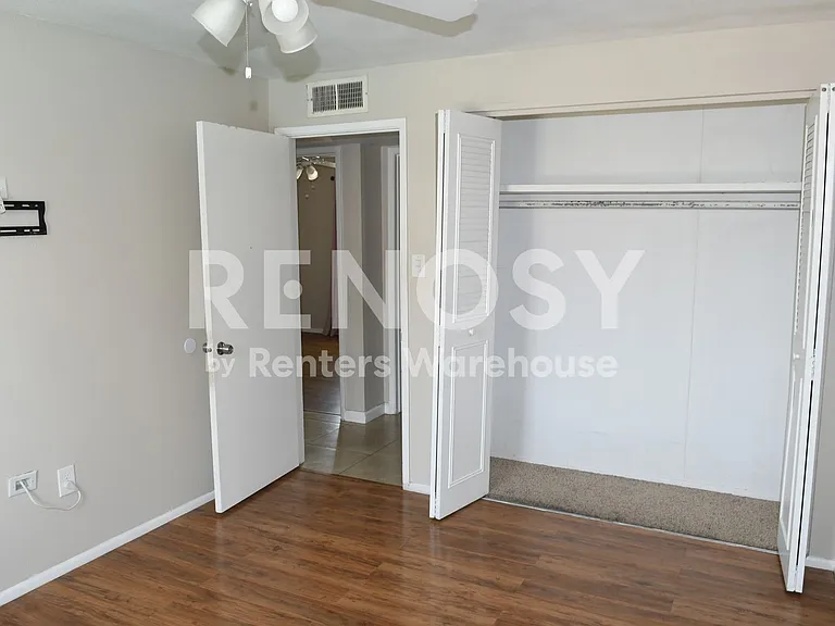 1550 W Pershing Ave — Photo 17