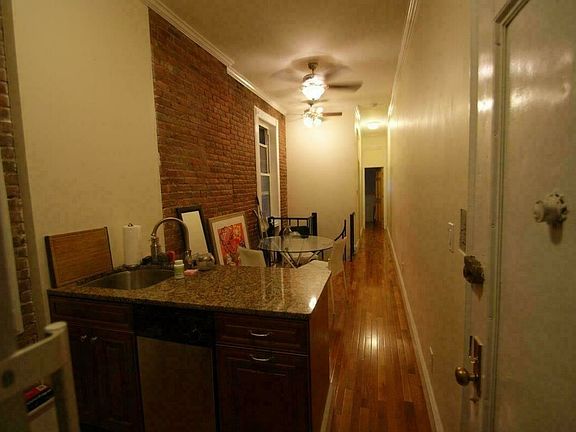 2nd image of 40 Morton St