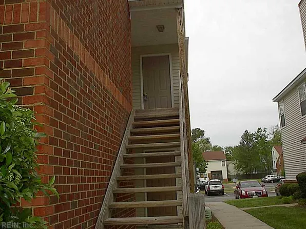 210 Quarter Trl APT C, Newport News, VA 23608