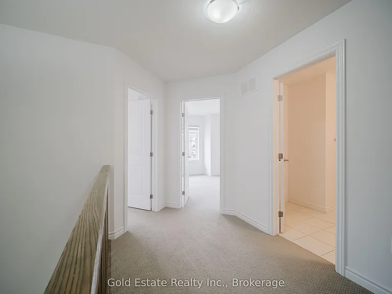 19 McLaren Ave — Photo 41