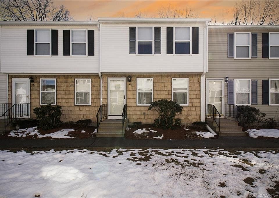 1st image of 12 Larkspur Lane #12