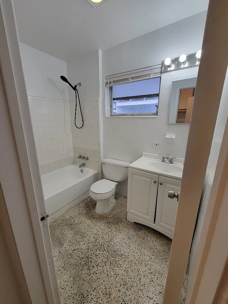 1 bed, 500 sqft, $1,575 — Photo 4