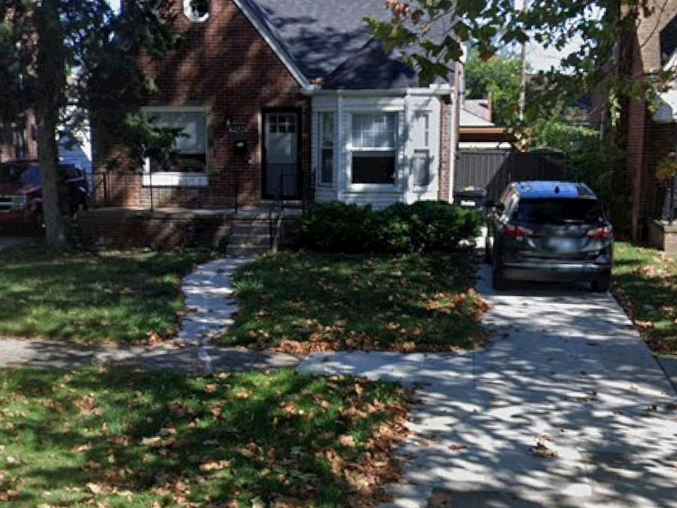 2nd image of 18476 Ardmore St