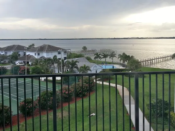 215 Ballyshannon St APT C402, Melbourne Beach, FL 32951