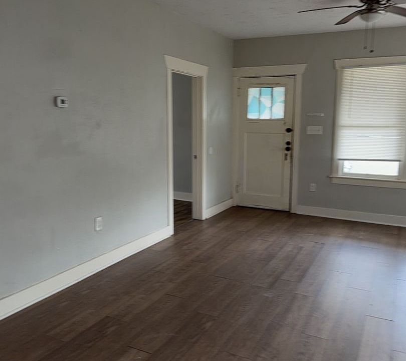 2nd image of 7021 Avenue H