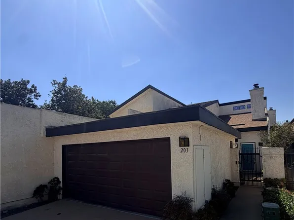 203 Knights Ln, Santa Maria, CA 93454