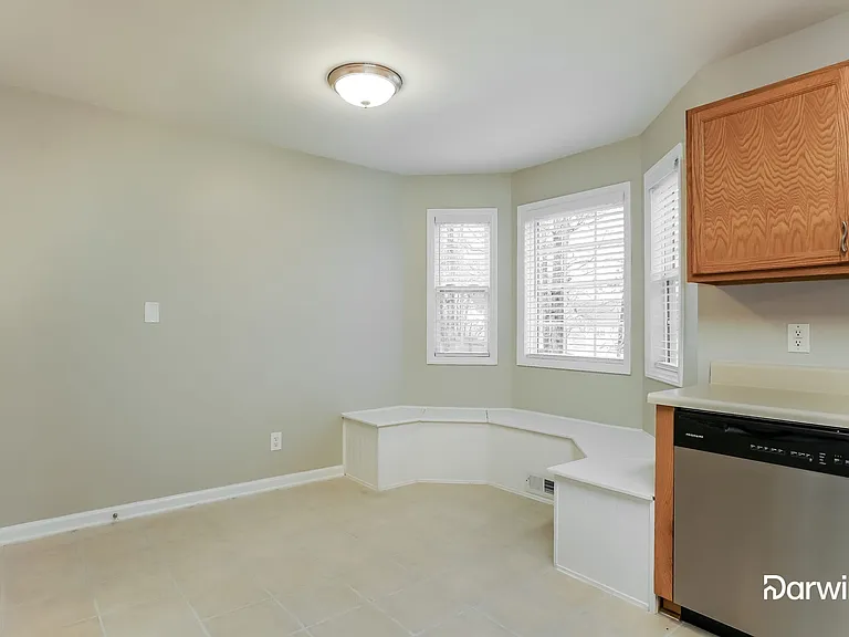 3601 Saguaro Ct — Photo 4