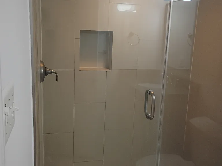 2214 11th St NW #1 — Photo 33