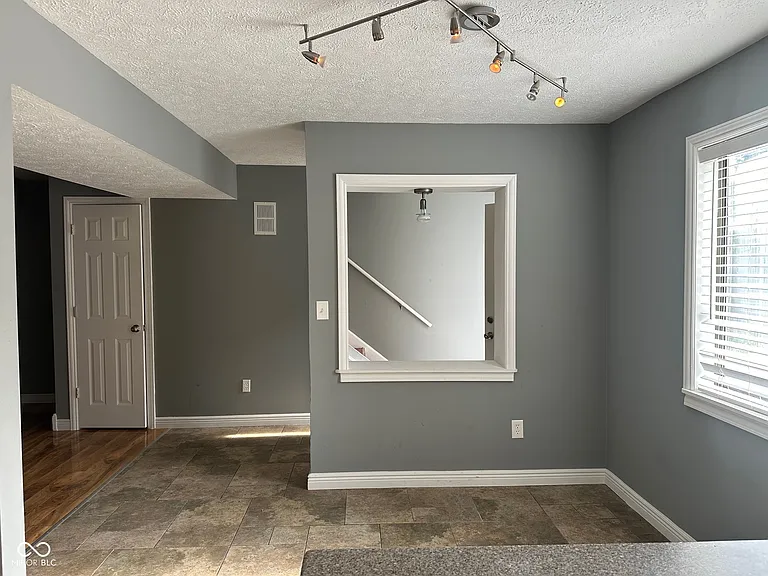7890 Benjamin Dr — Photo 3