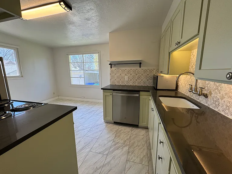 3072 S Lake Cir #1 — Photo 3