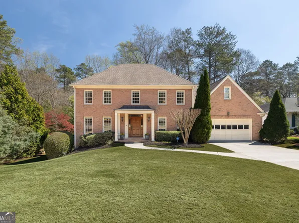 9495 River Lake Dr, Roswell, GA 30075