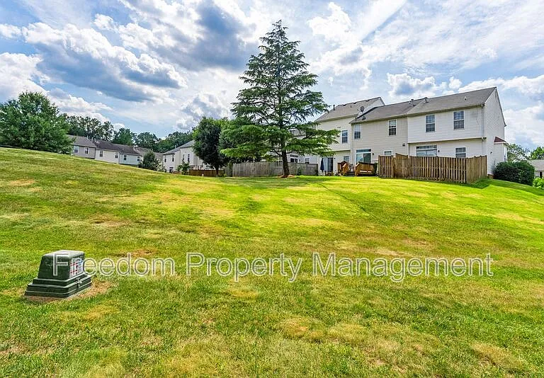 15305 Brazil Cir — Photo 45