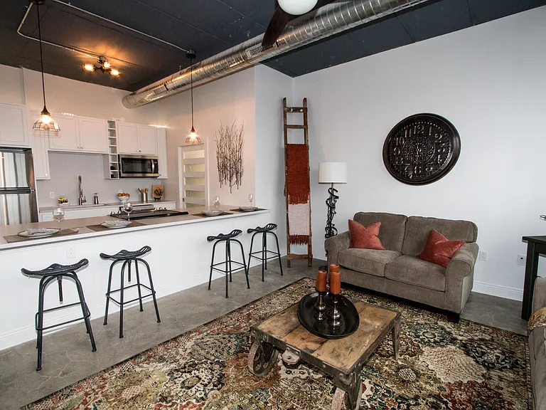 206 North Ave #306 — Photo 3